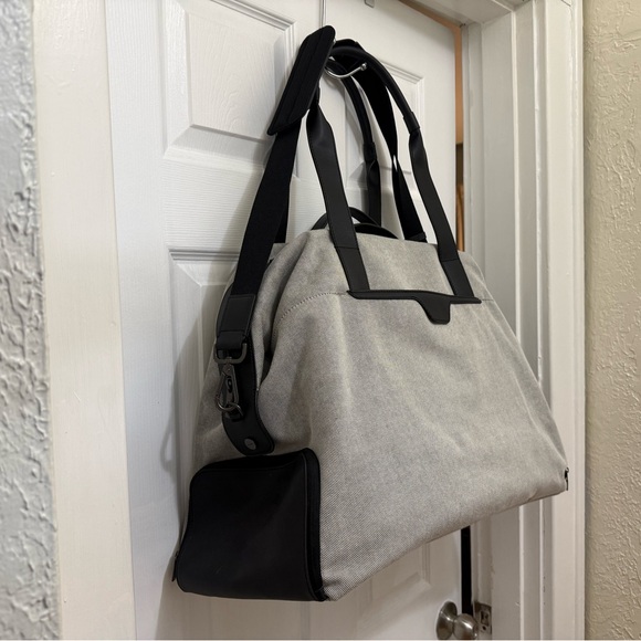Away - Transit Canvas Weekender - Picture 2 of 5